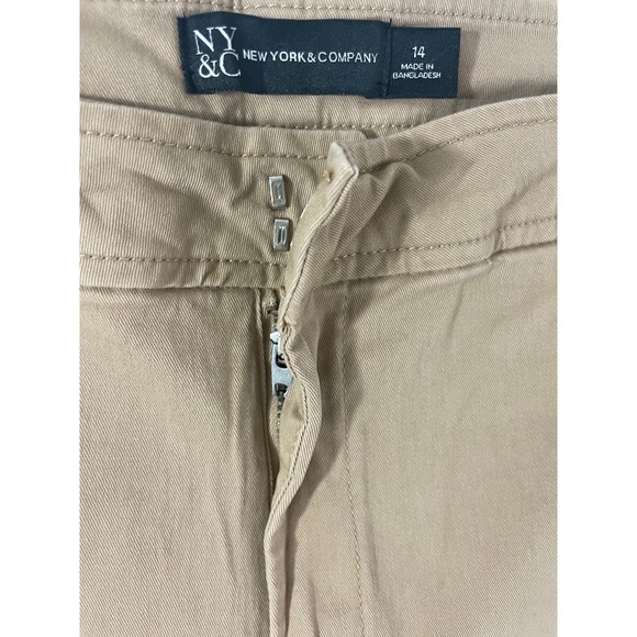 NWT Size 14 NY & Company Women Khaki Tan Shorts Style 4626 Casual Summer - Picture 4 of 5